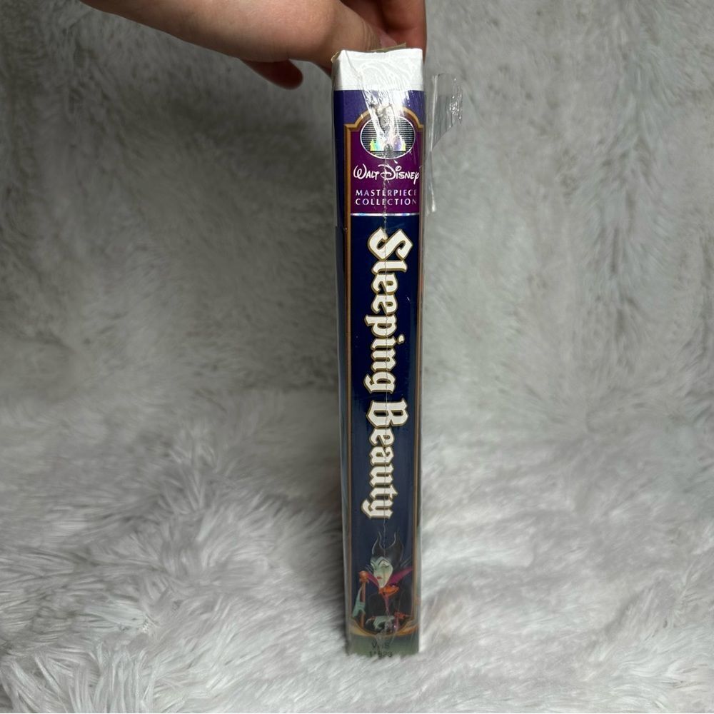 Disney Masterpiece Sleeping Beauty VHS Movie Limited Edition New Sealed Unopened - Picture 6 of 6